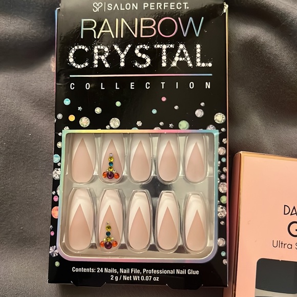 NIB bundle (4) -Impress short press on nails, 2 Dashing Diva gel strips, more - Picture 9 of 9